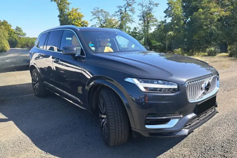Volvo XC90 din 2022 cu 64.213 km - oferta VOL142607 - foto 3