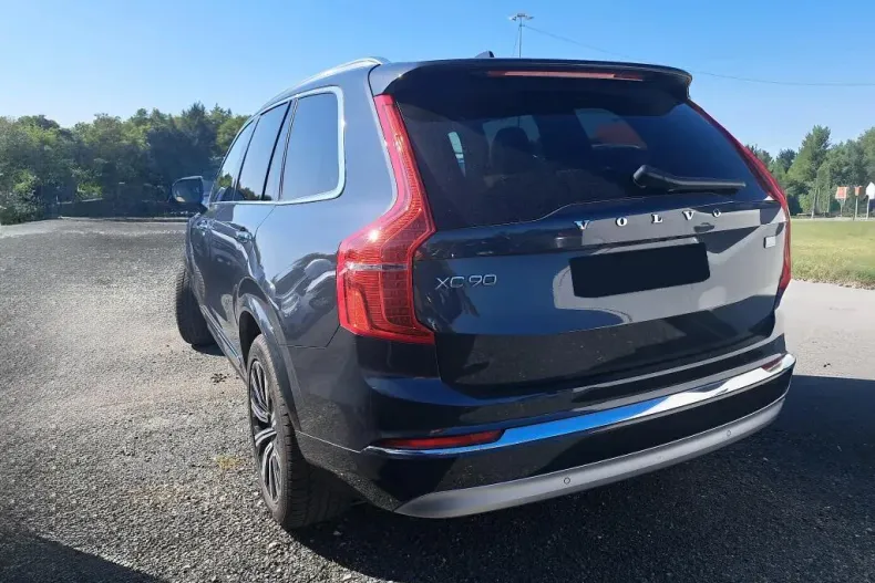 Volvo XC90 din 2022 cu 64.213 km - oferta VOL142607 - foto 4