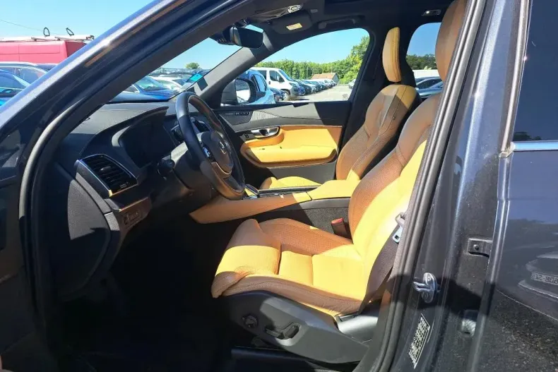 Volvo XC90 din 2022 cu 64.213 km - oferta VOL142607 - foto 6