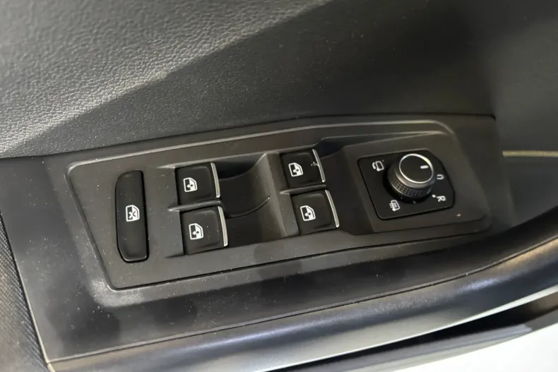 Volkswagen T-Roc din 2019 cu 120.800 km - oferta VOL142615 - foto 10