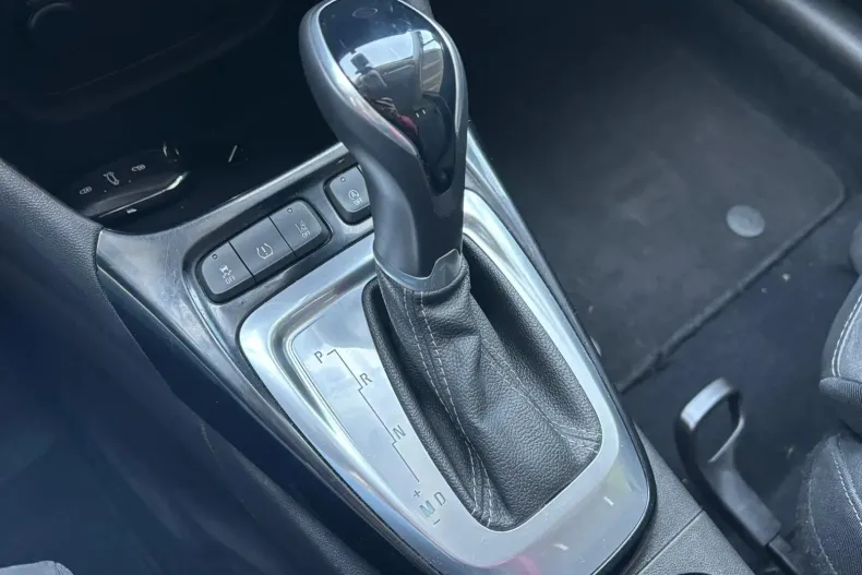 Opel Crossland din 2023 cu 64.900 km - oferta OPE142616 - foto 25