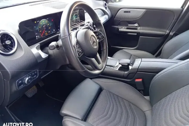Mercedes-Benz GLB din 2023 cu 47.335 km - oferta MER142636 - foto 6