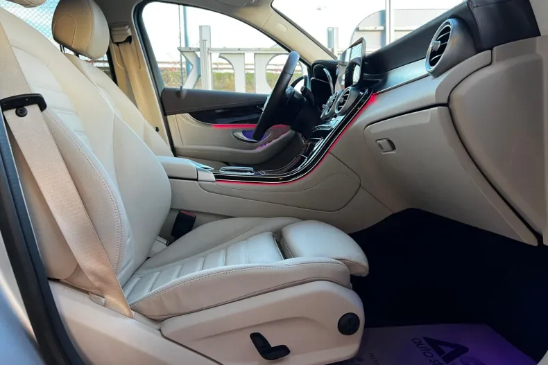 Mercedes-Benz GLC din 2020 cu 132.426 km - oferta MER142646 - foto 20