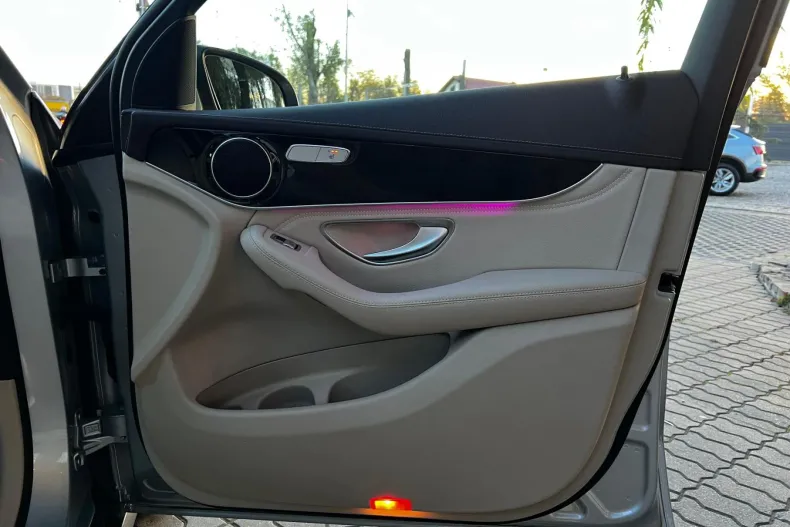 Mercedes-Benz GLC din 2020 cu 132.426 km - oferta MER142646 - foto 38