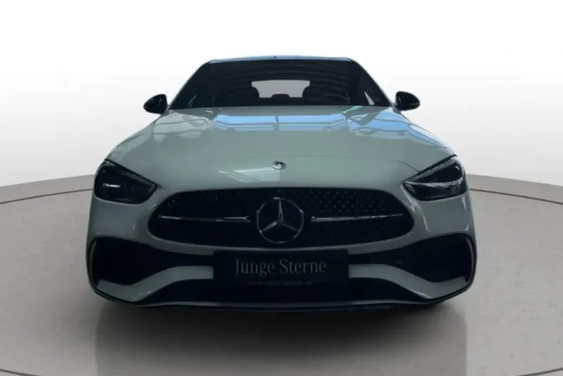 Mercedes-Benz C 400 din 2024 cu 6.567 km - oferta MER142658 - foto 3