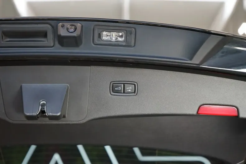 Porsche Cayenne din 2021 cu 71.143 km - oferta POR142659 - foto 20