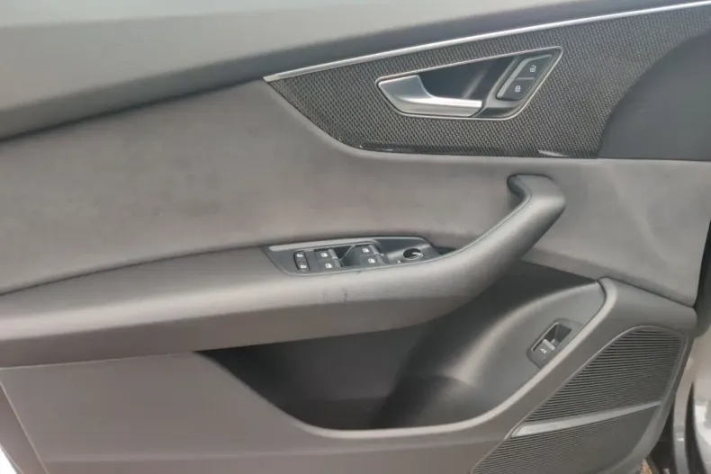 Audi Q8 din 2022 cu 65.990 km - oferta AUD142665 - foto 15