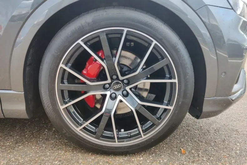 Audi Q8 din 2022 cu 65.990 km - oferta AUD142665 - foto 16