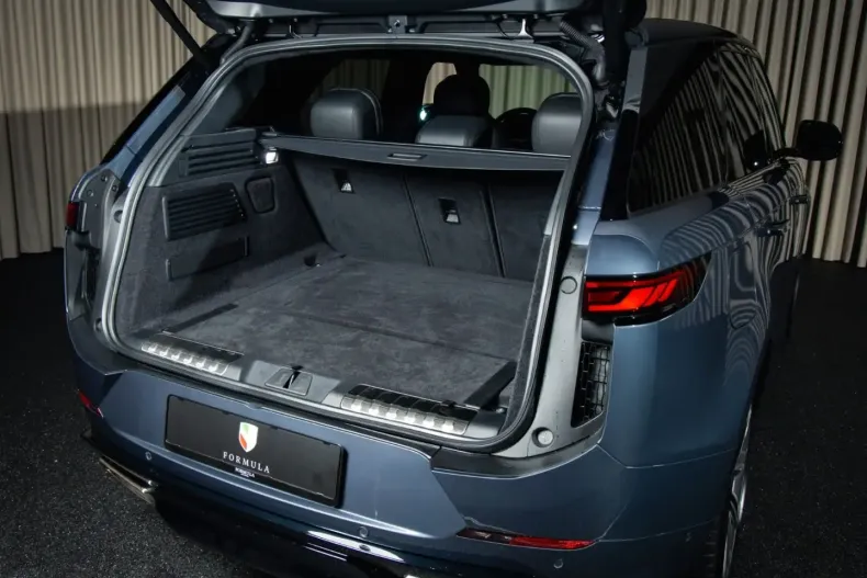 Land Rover Range Rover Sport din 2023 cu 32.000 km - oferta LAN142677 - foto 6