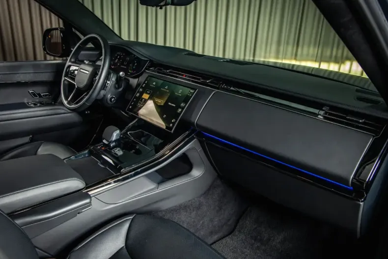 Land Rover Range Rover Sport din 2023 cu 32.000 km - oferta LAN142677 - foto 14