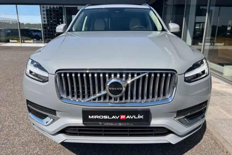 Volvo XC90 din 2024 cu 48.300 km - oferta VOL142678 - foto 3