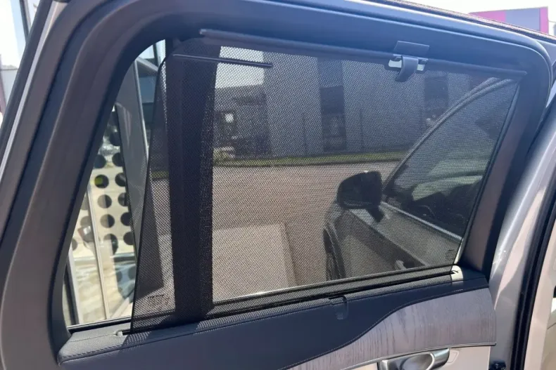 Volvo XC90 din 2024 cu 48.300 km - oferta VOL142678 - foto 22