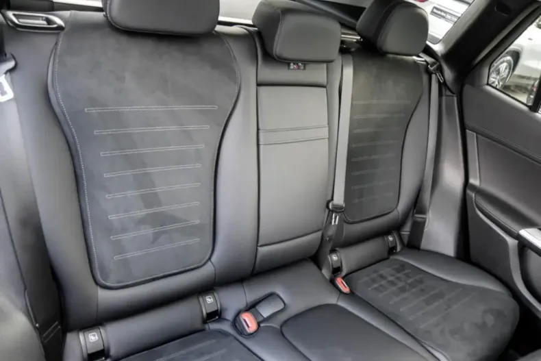 Mercedes-Benz GLC 300 din 2024 cu 18.403 km - oferta MER142689 - foto 4