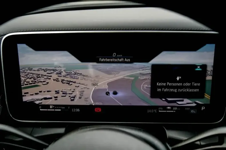 Mercedes-Benz GLC 300 din 2024 cu 18.403 km - oferta MER142689 - foto 10