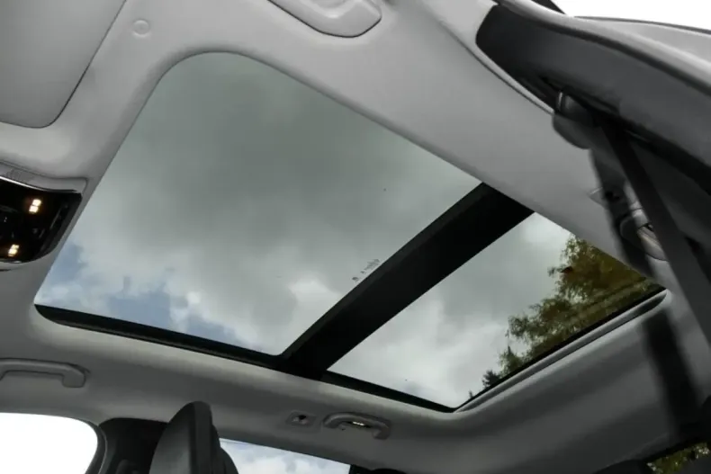 Mercedes-Benz GLC 300 din 2024 cu 18.403 km - oferta MER142689 - foto 12