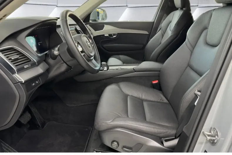 Volvo XC90 din 2024 cu 23.224 km - oferta VOL142698 - foto 5