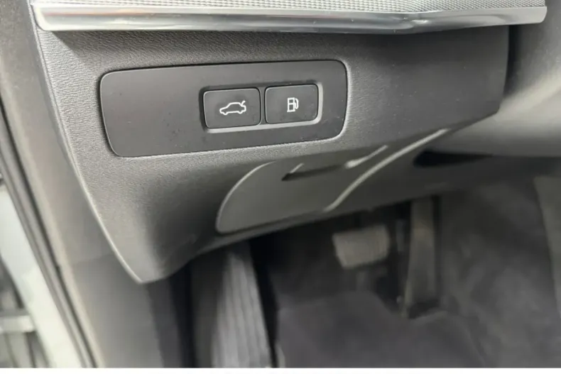 Volvo XC90 din 2024 cu 23.224 km - oferta VOL142698 - foto 20