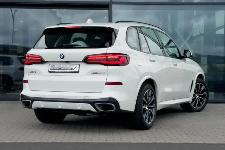 BMW X5 din 2022 cu 83.699 km - oferta BMW142701 - foto 3