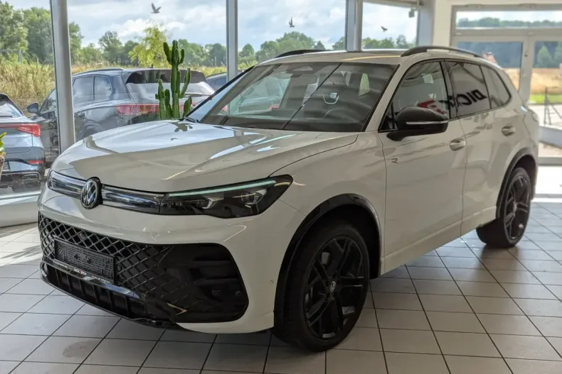 Volkswagen Tiguan din 2025 cu 24.627 km - oferta VOL142709 - foto 3