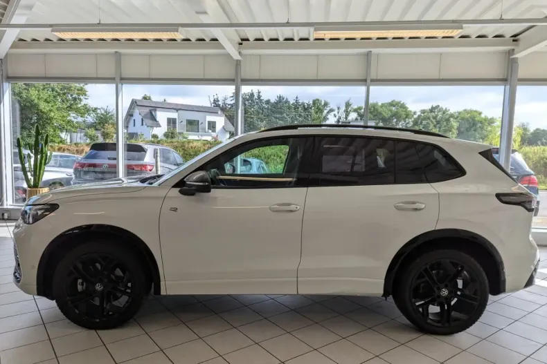 Volkswagen Tiguan din 2025 cu 24.627 km - oferta VOL142709 - foto 4
