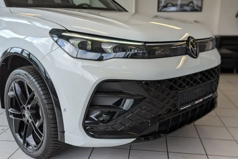 Volkswagen Tiguan din 2025 cu 24.627 km - oferta VOL142709 - foto 9