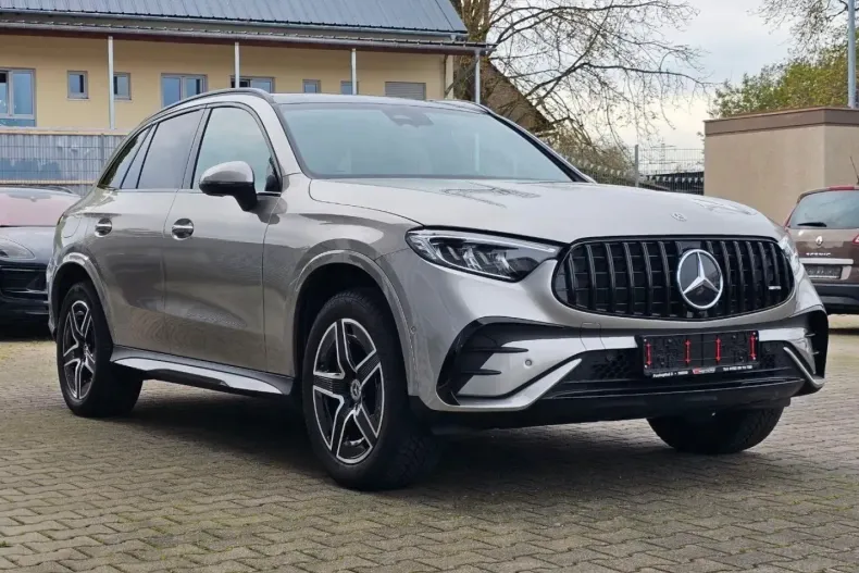 Mercedes-Benz GLC 300 din 2023 cu 40.388 km - oferta MER142711 - foto 5