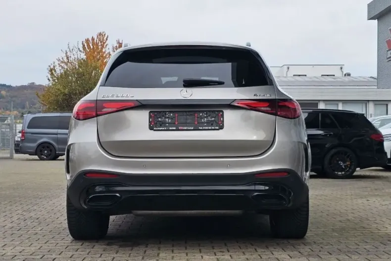 Mercedes-Benz GLC 300 din 2023 cu 40.388 km - oferta MER142711 - foto 7