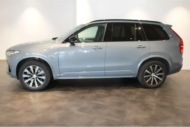 Volvo XC90 din 2022 cu 37.500 km - oferta VOL142716 - foto 2