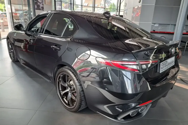 Alfa Romeo Giulia din 2022 cu 5.900 km - oferta ALF142718 - foto 4