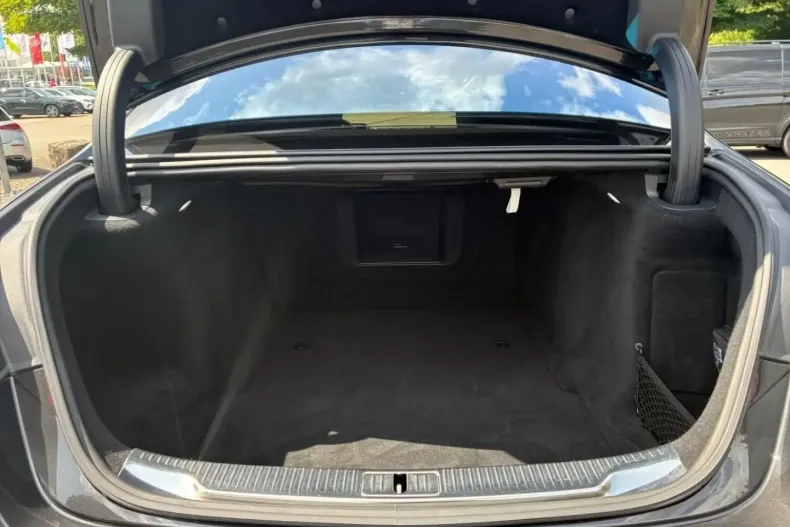 Mercedes-Benz S 580 din 2022 cu 14.000 km - oferta MER142726 - foto 11