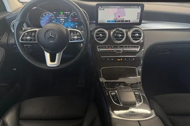 Mercedes-Benz GLC 300 din 2021 cu 75.470 km - oferta MER142728 - foto 8