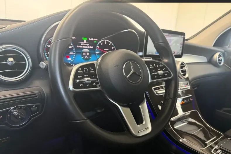 Mercedes-Benz GLC 300 din 2021 cu 75.470 km - oferta MER142728 - foto 9