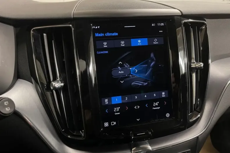 Volvo XC60 din 2021 cu 136.886 km - oferta VOL142729 - foto 18