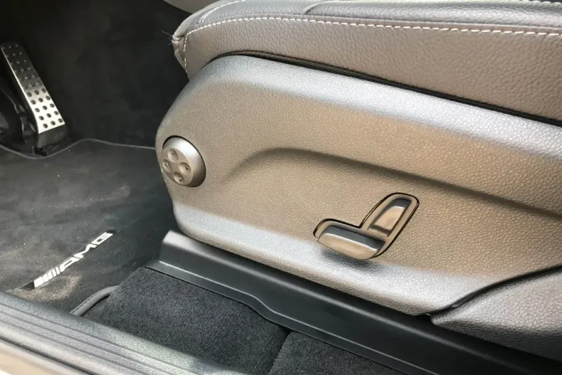 Mercedes-Benz GLC 63 AMG din 2021 cu 5.000 km - oferta MER142731 - foto 16