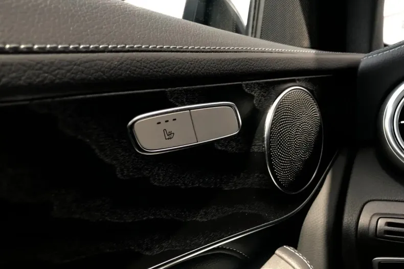 Mercedes-Benz GLC 63 AMG din 2021 cu 5.000 km - oferta MER142731 - foto 27