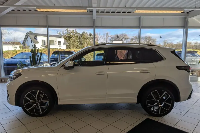 Volkswagen Tiguan din 2024 cu 27.872 km - oferta VOL142737 - foto 4