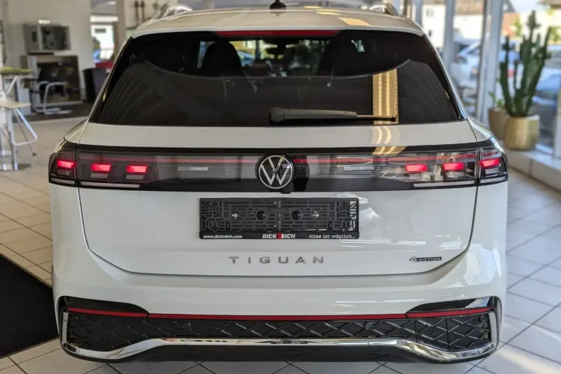 Volkswagen Tiguan din 2024 cu 27.872 km - oferta VOL142737 - foto 6