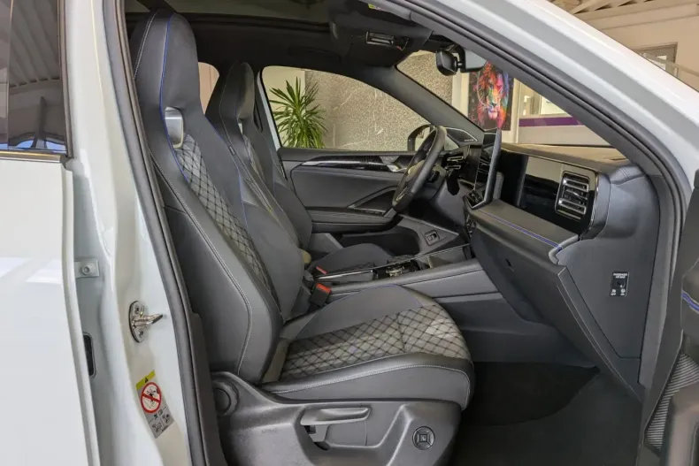 Volkswagen Tiguan din 2024 cu 27.872 km - oferta VOL142737 - foto 15