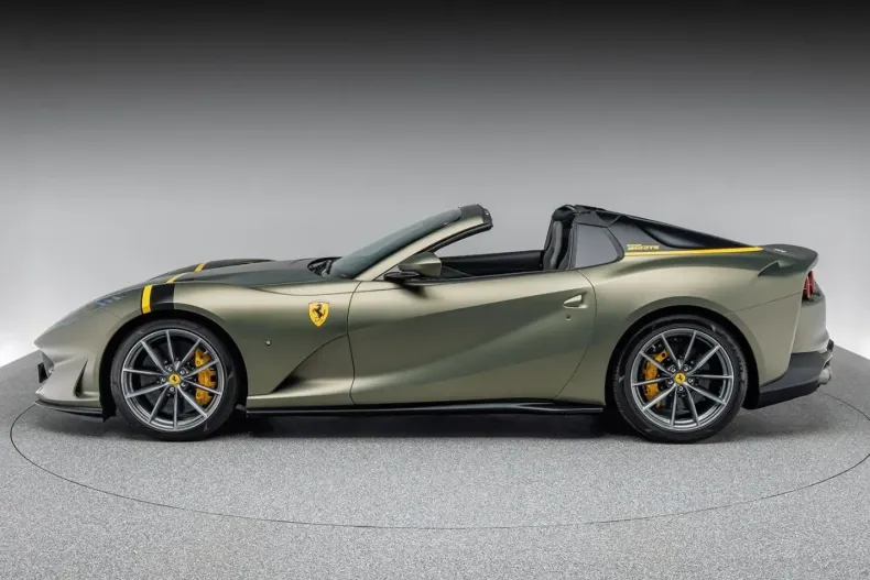 Ferrari 812 din 2021 cu 6.000 km - oferta FER142742 - foto 2