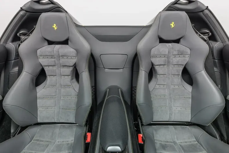 Ferrari 812 din 2021 cu 6.000 km - oferta FER142742 - foto 19