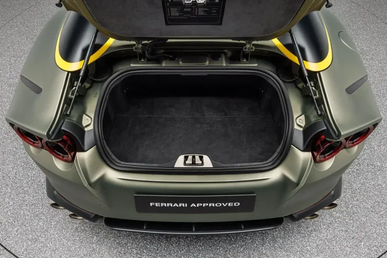 Ferrari 812 din 2021 cu 6.000 km - oferta FER142742 - foto 24