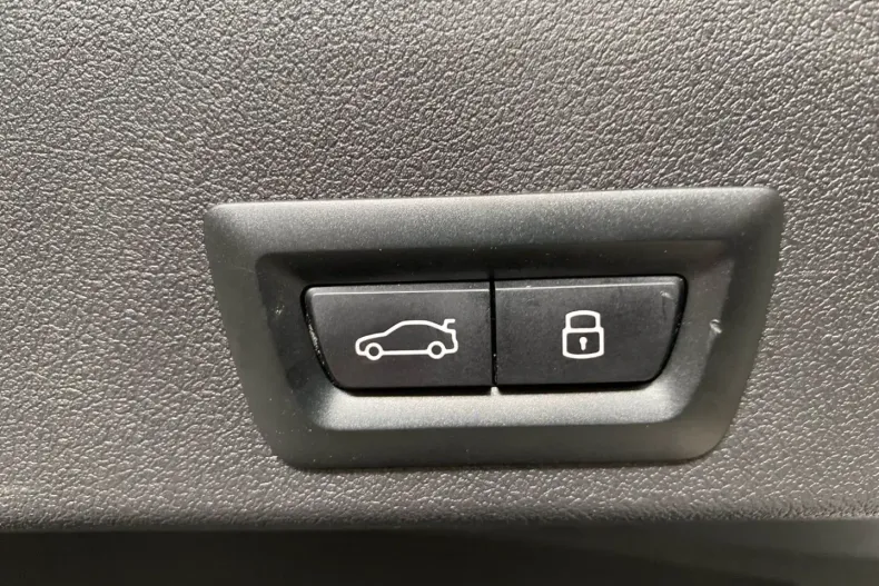 BMW XM din 2024 cu 32.602 km - oferta BMW142751 - foto 21