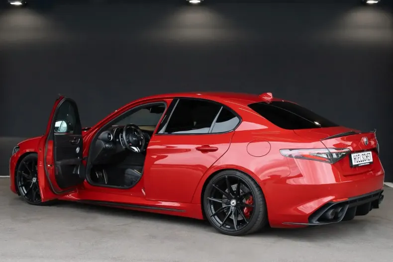 Alfa Romeo Giulia din 2021 cu 21.300 km - oferta ALF142755 - foto 9