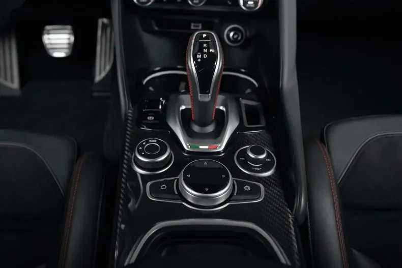 Alfa Romeo Giulia din 2021 cu 21.300 km - oferta ALF142755 - foto 19