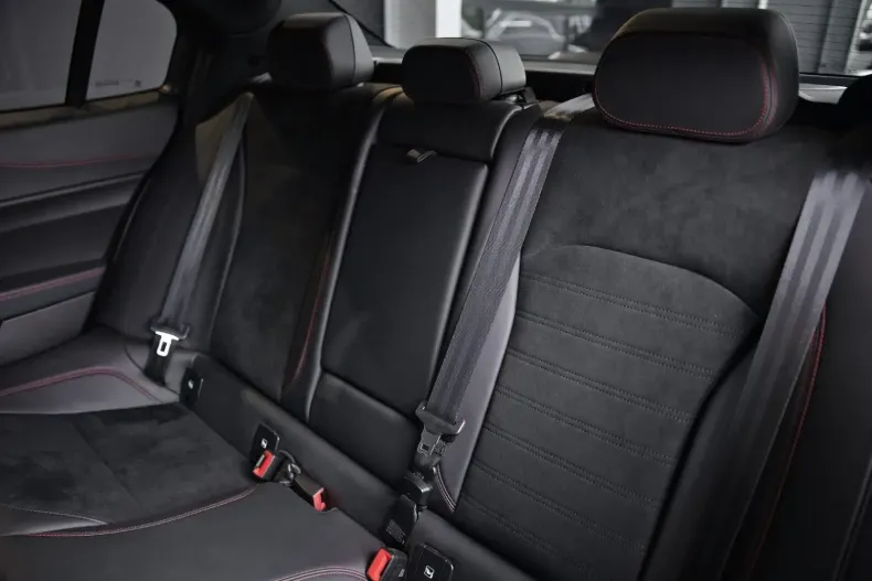 Alfa Romeo Giulia din 2021 cu 21.300 km - oferta ALF142755 - foto 24