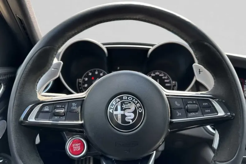 Alfa Romeo Giulia din 2022 cu 4.000 km - oferta ALF142756 - foto 11