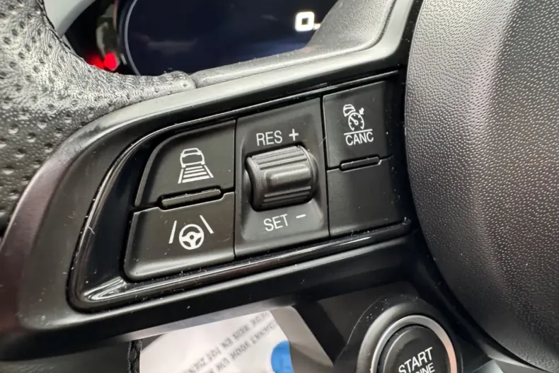 Alfa Romeo Giulia din 2024 cu 27.000 km - oferta ALF142757 - foto 31