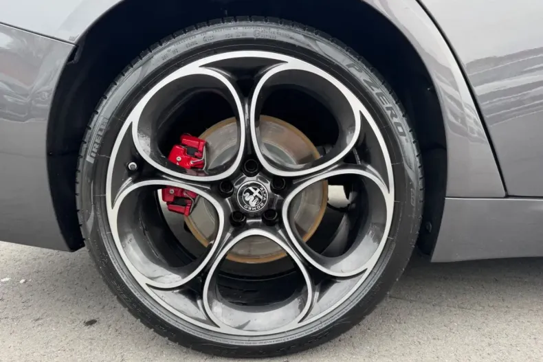 Alfa Romeo Giulia din 2024 cu 27.000 km - oferta ALF142757 - foto 36