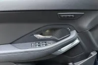 Jaguar E-Pace din 2021 cu 59.980 km - oferta JAG142762 - foto 17