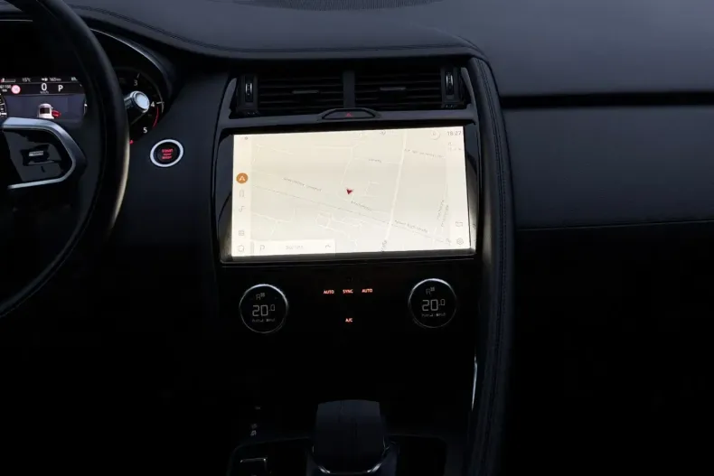 Jaguar E-Pace din 2021 cu 59.980 km - oferta JAG142762 - foto 28